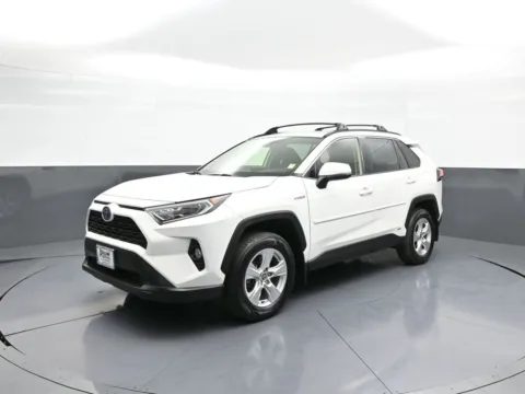 White 2021 Toyota RAV4 Hybrid XLE for sale in Brooklyn, NY