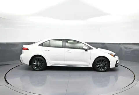 More photos of 2026 Toyota Corolla SE at Plaza Toyota, NY