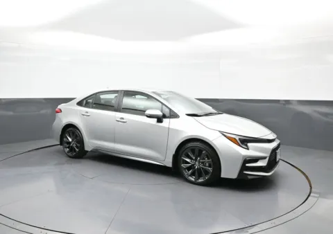 More photos of 2024 Toyota Corolla SE at Plaza Toyota, NY