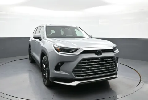 Another view of 2026 Toyota Grand Highlander Hybrid MAX Platinum for sale in Brooklyn, NY at Plaza Toyota
