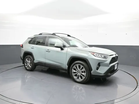 More photos of 2020 Toyota RAV4 XLE Premium at Plaza Toyota, NY