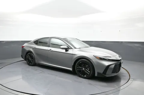 More photos of 2025 Toyota Camry SE at Plaza Toyota, NY