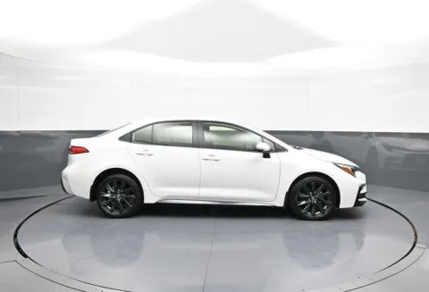 More photos of 2026 Toyota Corolla SE at Plaza Toyota, NY