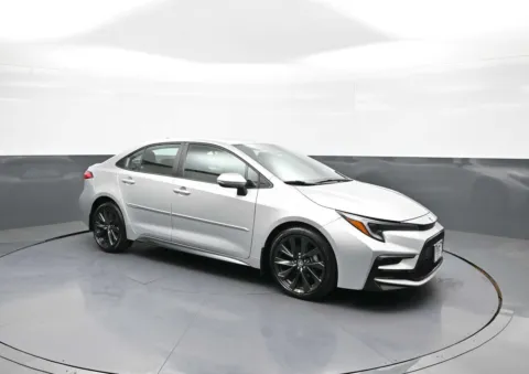 More photos of 2024 Toyota Corolla SE at Plaza Toyota, NY