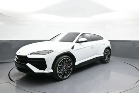 White 2025 Lamborghini Urus SE for sale in Brooklyn, NY