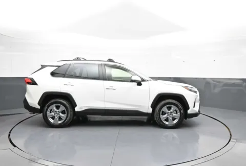 More photos of 2025 Toyota RAV4 Hybrid XLE at Plaza Toyota, NY