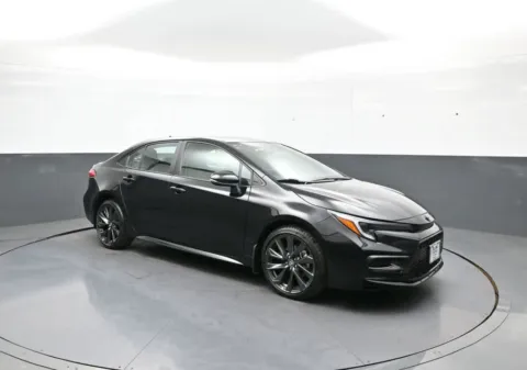 More photos of 2025 Toyota Corolla SE at Plaza Toyota, NY