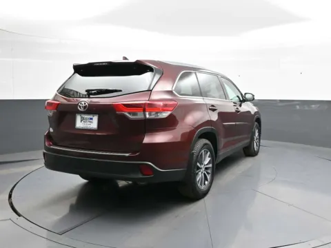More photos of 2019 Toyota Highlander XLE at Plaza Toyota, NY