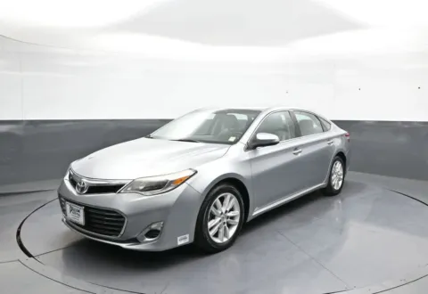 More photos of 2015 Toyota Avalon XLE at Plaza Toyota, NY