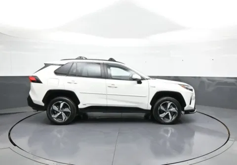 More photos of 2023 Toyota RAV4 Prime SE at Plaza Toyota, NY