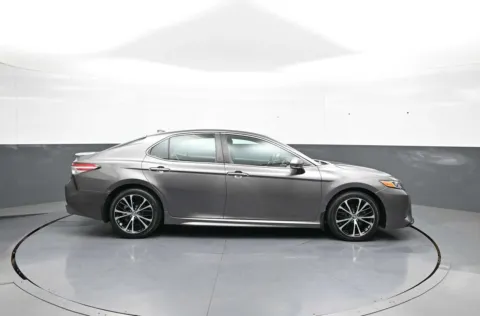 More photos of 2020 Toyota Camry SE at Plaza Toyota, NY