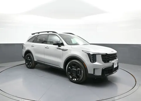 More photos of 2026 Kia Sorento EX at Plaza KIA, NY