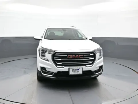Photos of 2022 GMC Terrain SLT for sale in Brooklyn, NY at Plaza KIA