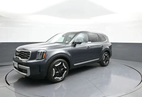 Gray 2023 Kia Telluride S for sale in Brooklyn, NY