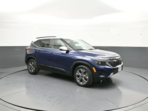 More photos of 2024 Kia Seltos S at Plaza KIA, NY