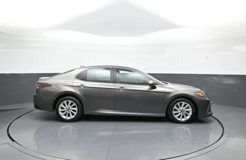 More photos of 2021 Toyota Camry LE at Plaza KIA, NY