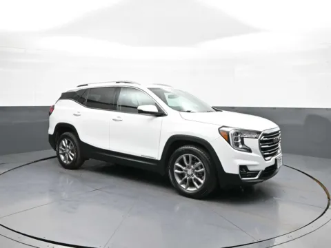 Another view of 2022 GMC Terrain SLT for sale in Brooklyn, NY at Plaza KIA