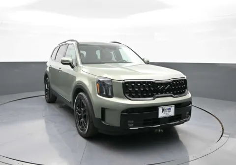 Another view of 2025 Kia Telluride SX-Prestige X-Line for sale in Brooklyn, NY at Plaza KIA