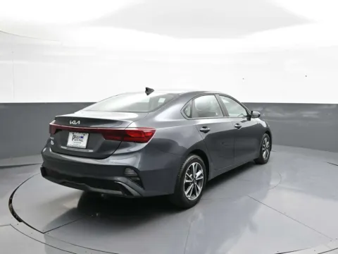 More photos of 2024 Kia Forte LXS at Plaza KIA, NY