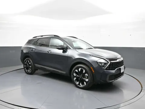 More photos of 2023 Kia Sportage X-Line at Plaza KIA, NY