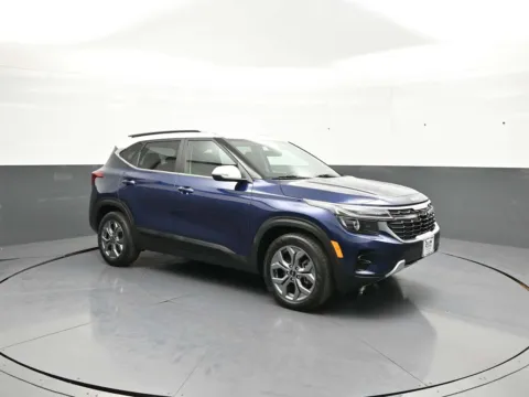 Another view of 2024 Kia Seltos S for sale in Brooklyn, NY at Plaza KIA