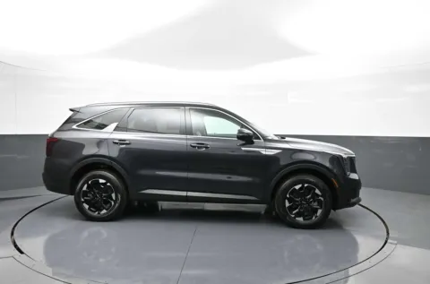 More photos of 2025 Kia Sorento S at Plaza KIA, NY