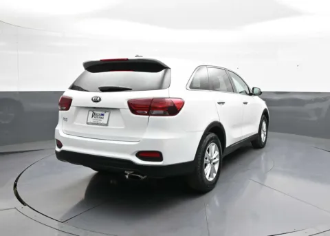 More photos of 2020 Kia Sorento LX V6 at Plaza KIA, NY