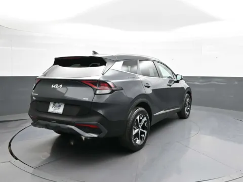 More photos of 2023 Kia Sportage Hybrid EX at Plaza KIA, NY