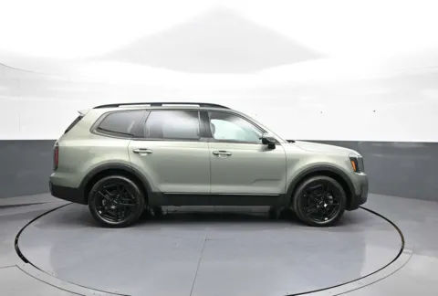 More photos of 2024 Kia Telluride EX X-Line at Plaza KIA, NY