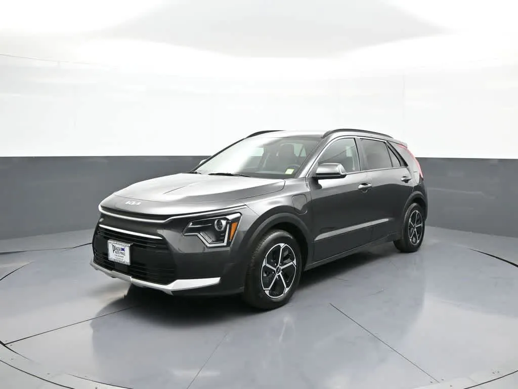 2025 Kia Niro Plug-In Hybrid