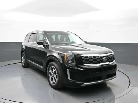 Another view of 2020 Kia Telluride EX for sale in Brooklyn, NY at Plaza KIA