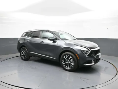 More photos of 2023 Kia Sportage Hybrid EX at Plaza KIA, NY