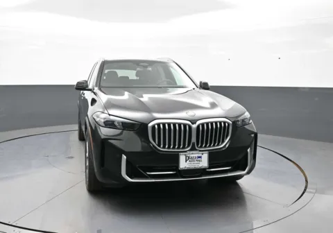 Photos of 2024 BMW X5 xDrive40i for sale in Brooklyn, NY at Plaza KIA