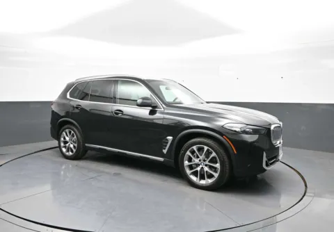 More photos of 2024 BMW X5 xDrive40i at Plaza KIA, NY