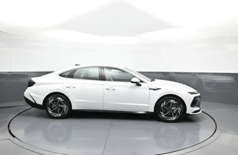 More photos of 2026 Hyundai Sonata SEL Sport at Plaza Hyundai, NY