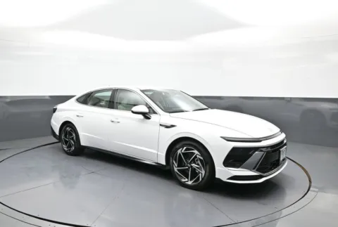 More photos of 2026 Hyundai Sonata SEL Sport at Plaza Hyundai, NY