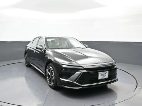 Another view of 2026 Hyundai Sonata SEL Sport for sale in Brooklyn, NY at Plaza Hyundai