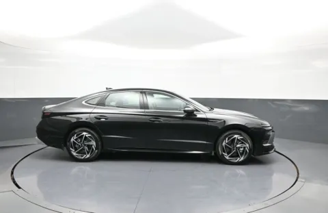 More photos of 2026 Hyundai Sonata SEL Sport at Plaza Hyundai, NY