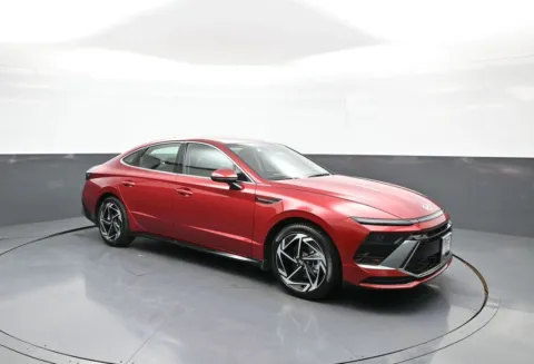 More photos of 2026 Hyundai Sonata SEL Sport at Plaza Hyundai, NY