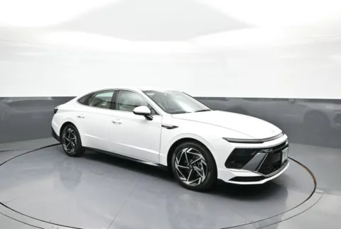 More photos of 2026 Hyundai Sonata SEL Sport at Plaza Hyundai, NY