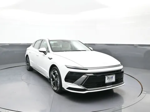 Another view of 2026 Hyundai Sonata SEL Sport for sale in Brooklyn, NY at Plaza Hyundai