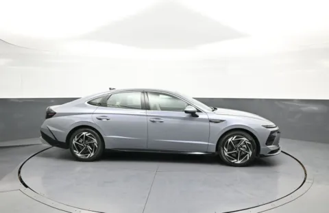More photos of 2026 Hyundai Sonata SEL Sport at Plaza Hyundai, NY