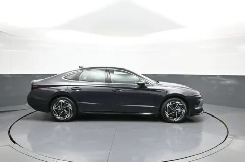 More photos of 2026 Hyundai Sonata SEL Sport at Plaza Hyundai, NY