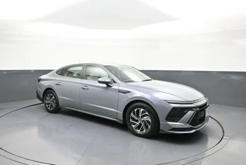 More photos of 2026 Hyundai Sonata Hybrid Blue at Plaza Hyundai, NY