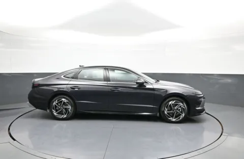 More photos of 2026 Hyundai Sonata SEL Sport at Plaza Hyundai, NY