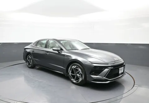 More photos of 2026 Hyundai Sonata SEL Sport at Plaza Hyundai, NY