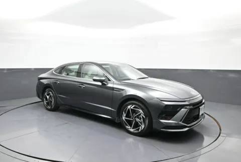 More photos of 2026 Hyundai Sonata SEL Sport at Plaza Hyundai, NY
