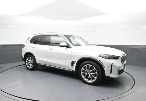 More photos of 2024 BMW X5 xDrive40i at Plaza Hyundai, NY