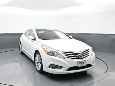 Another view of 2012 Hyundai Azera for sale in Brooklyn, NY at Plaza Hyundai