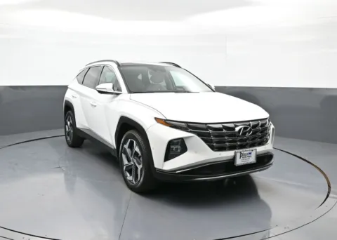 Another view of 2024 Hyundai Tucson Limited for sale in Brooklyn, NY at Plaza Hyundai